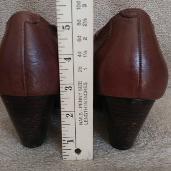 Bare Traps Tyley Leather Scrunchy Heel Booties 9M Brown - Picture 9 of 16